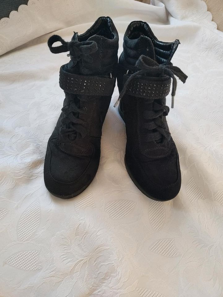 Exklusive Damenschuhe mit stilvollem Design