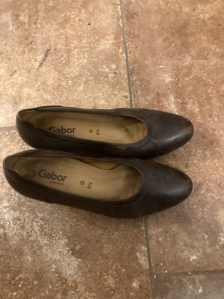 Gabor braun Wenig getragen und sehr bequem