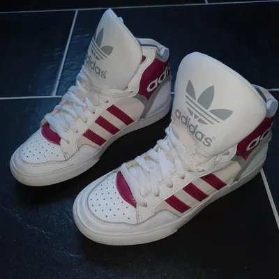 Adidas Sneaker Gr. 37 1/3 zu verkaufen